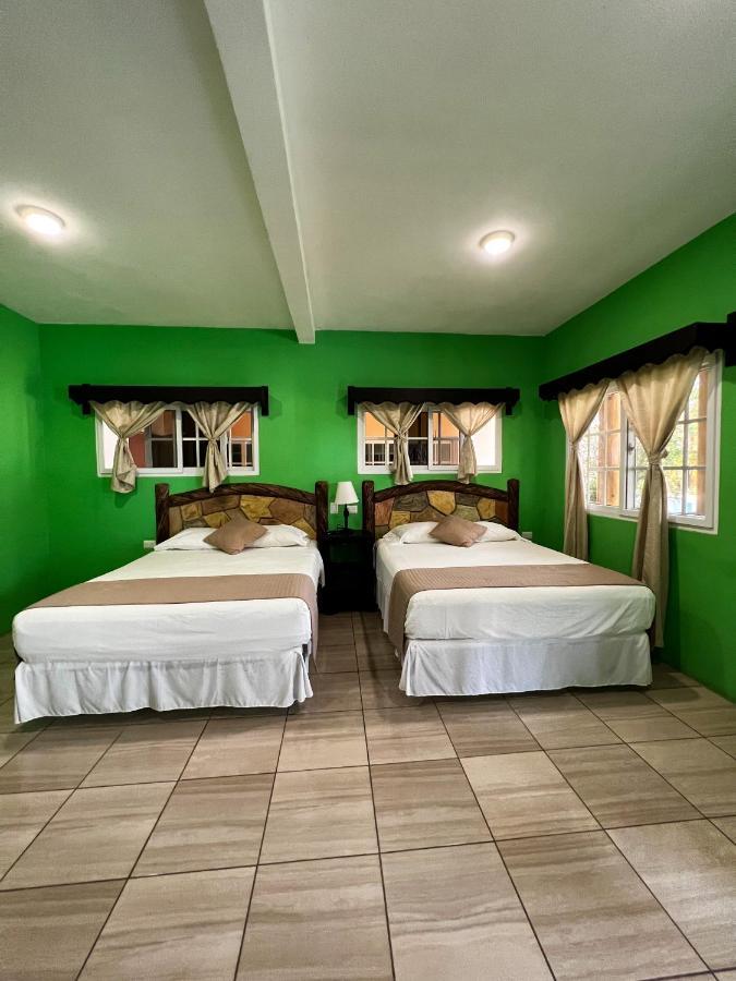 Hotel Pazifico En Monterrico Ngoại thất bức ảnh