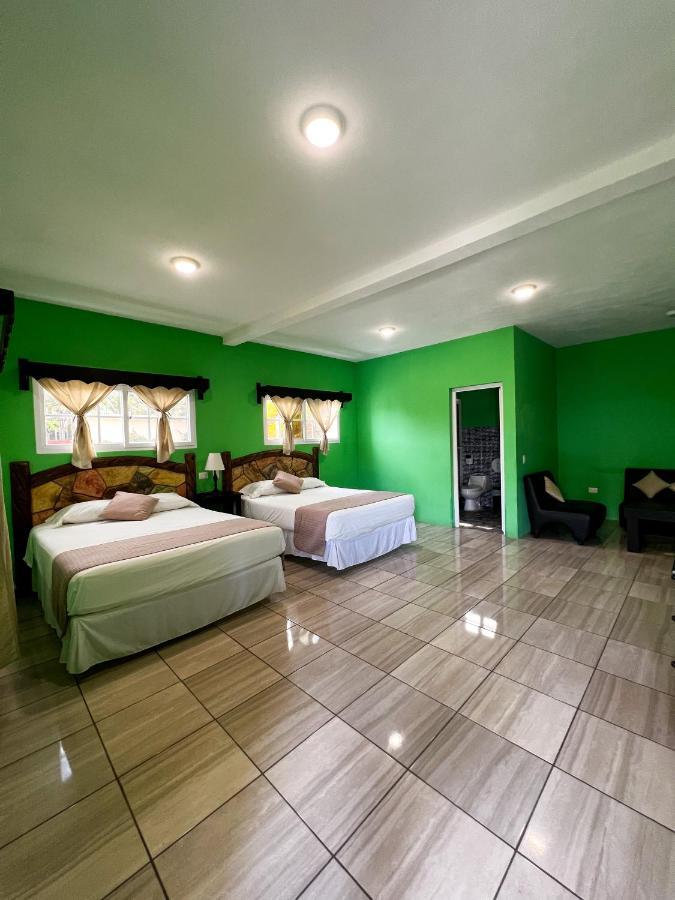Hotel Pazifico En Monterrico Ngoại thất bức ảnh