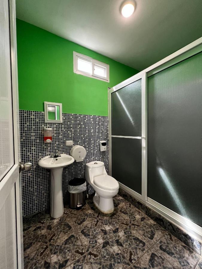 Hotel Pazifico En Monterrico Ngoại thất bức ảnh