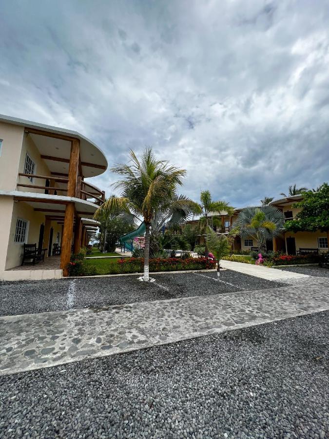 Hotel Pazifico En Monterrico Ngoại thất bức ảnh