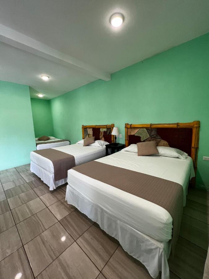 Hotel Pazifico En Monterrico Ngoại thất bức ảnh