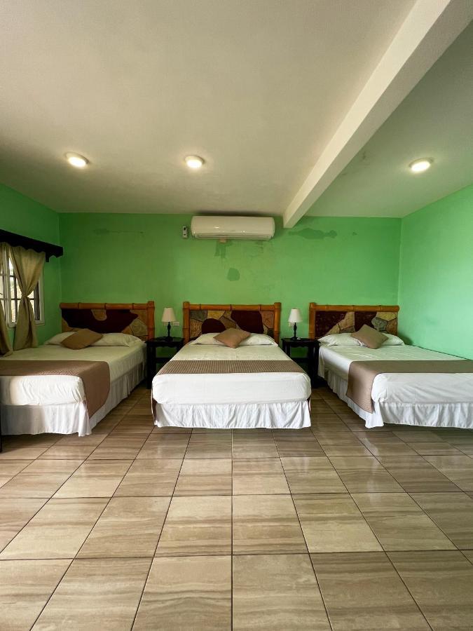 Hotel Pazifico En Monterrico Ngoại thất bức ảnh